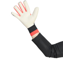 Load image into Gallery viewer, Predator Pro Goalkeeper Gloves