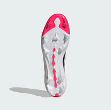 Load image into Gallery viewer, PREDATOR LEAGUE LACELESS FIRM GROUND SOCCER CLEATS