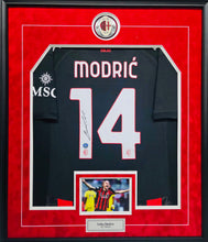 Load image into Gallery viewer, Luka Modrić Signed AC Milan Authentic Jersey (2025–26)