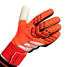 Load image into Gallery viewer, Predator Competition Goalkeeper Gloves