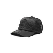 Load image into Gallery viewer, JUVENTUS – PREMIUM ONYX TRUCKER HAT