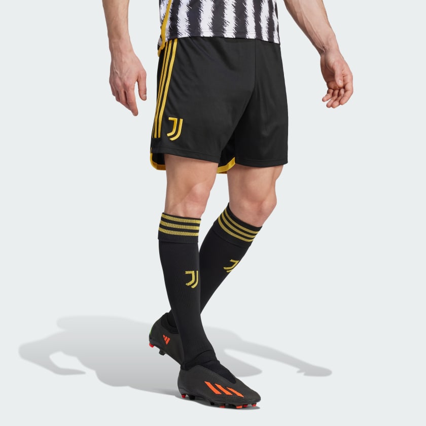 Juventus adidas shorts top