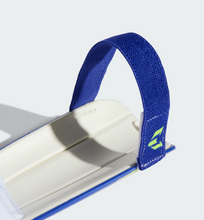 Load image into Gallery viewer, Messi Match Shin Guards Kids