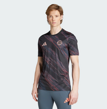 Load image into Gallery viewer, FC Bayern 25/26 Men's Pre-Match Jersey