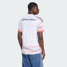 Load image into Gallery viewer, FC Bayern 25/26 Away Jersey