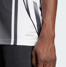 Load image into Gallery viewer, Juventus 25/26 Home Jersey