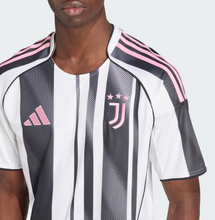 Load image into Gallery viewer, Juventus 25/26 Home Jersey