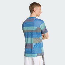Load image into Gallery viewer, REAL MADRID 25/26 PRE-MATCH JERSEY