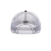 Load image into Gallery viewer, JUVENTUS – FRESHMAN TRUCKER HAT