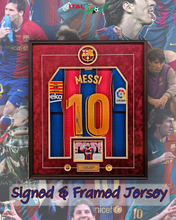 Load image into Gallery viewer, Lionel Messi Framed & Signed Barcelona jersey (His Last Season)