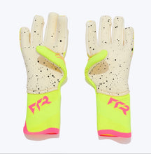 Load image into Gallery viewer, Puma Future Ultimate Goalkeeper Gloves
