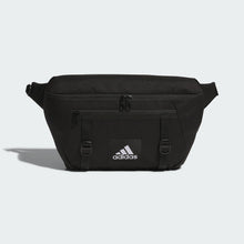 Load image into Gallery viewer, Essentials Crossbody Bag
