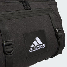 Load image into Gallery viewer, Essentials Crossbody Bag
