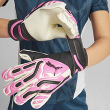 Load image into Gallery viewer, Puma ULTRA Match Protect JUNIOR Goalkeeper Gloves
