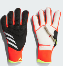 Load image into Gallery viewer, PREDATOR PRO FINGERSAVE GOALKEEPER GLOVES
