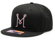 Load image into Gallery viewer, INTER MIAMI – BLACK DAWN SNAPBACK HAT
