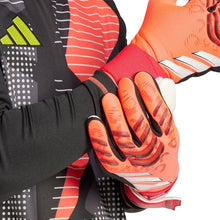 Load image into Gallery viewer, Predator Competition Goalkeeper Gloves
