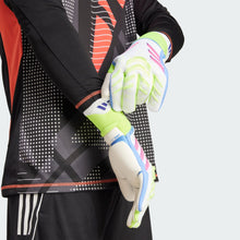 Load image into Gallery viewer, Predator Pro Goalkeeper Gloves
