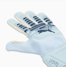 Load image into Gallery viewer, PUMA Goalkeeper Gloves Future Match NC (Light Blue)
