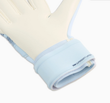 Load image into Gallery viewer, PUMA Goalkeeper Gloves Future Match NC (Light Blue)
