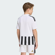 Load image into Gallery viewer, JUVENTUS 26/27 HOME JERSEY KIDS
