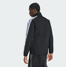 Load image into Gallery viewer, JUVENTUS TURIN HOME ANTHEM JACKET
