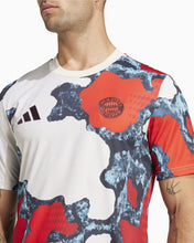 Load image into Gallery viewer, FC Bayern 24/25 Men&#39;s Pre-Match Jersey
