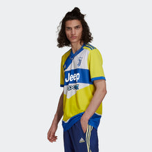 Load image into Gallery viewer, JUVENTUS 21/22 THIRD JERSEY
