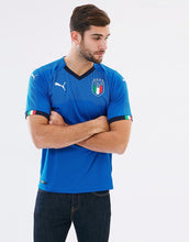 Load image into Gallery viewer, PUMA FIGC Italy 2018/19 Replica Home Jersey
