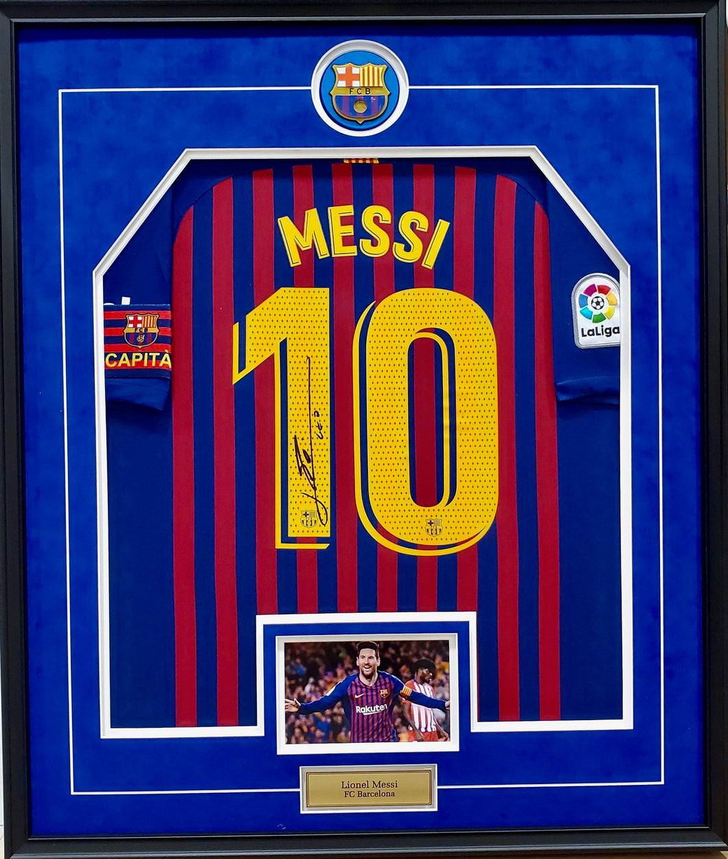 Lionel Messi Authentic 2018/19 Barcelona Signed & Framed Jersey