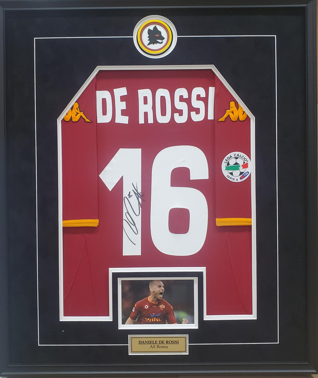 De Rossi Authentic 2007/08 Signed & Framed Roma Jersey